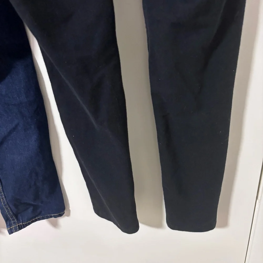 Bundle of 2 Cat & Jack kids jeggings/jeans size 6 and 6/7